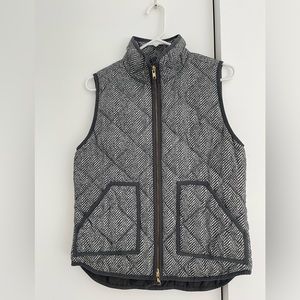 J.Crew small grey and white puffer vest